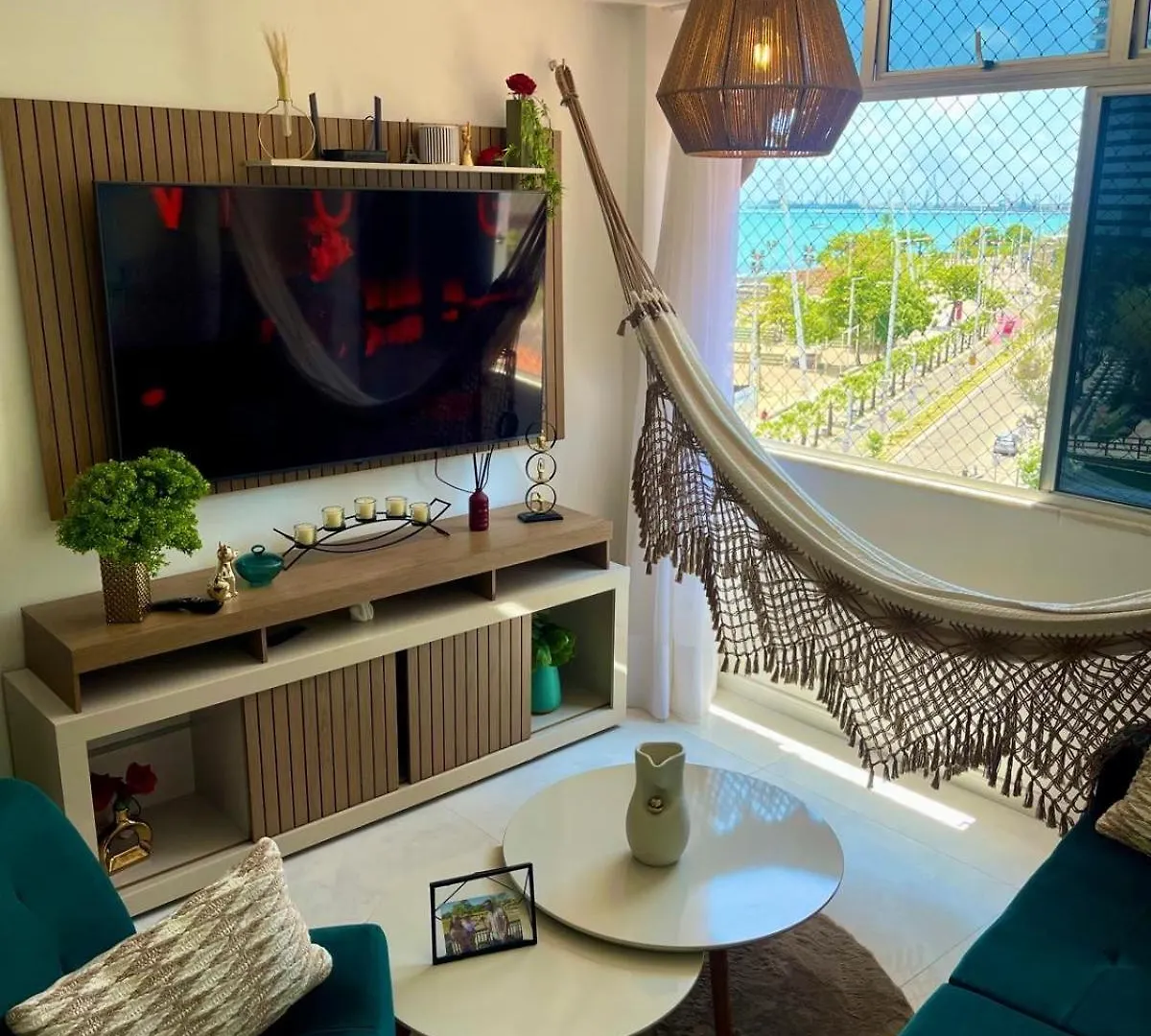 Apartamento Alto Padrao Moderno Frente A Praia Com 2 Quartos Melhor Localizacao Beira Mar Fortaleza  0*, Fortaleza (Ceara)